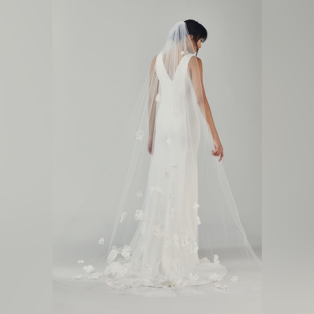 Amsale-Cathedral Length Veil with Petals